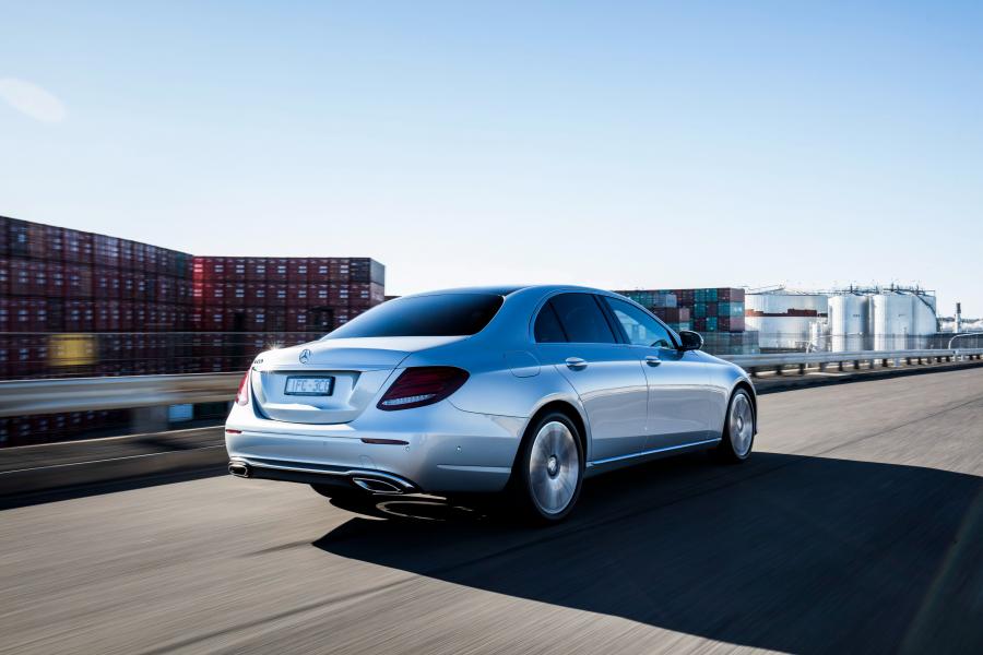  Mercedes-Benz E200 2016 года  (AU) (фото 9 из 15)